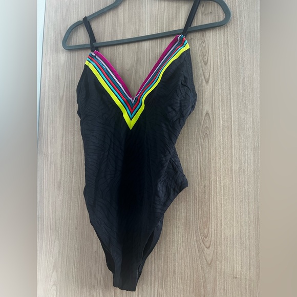 TRINA TURK BLACK & NEON PLUNGE ONE PIECE SWIMSUIT (Size 6) - Picture 6 of 10